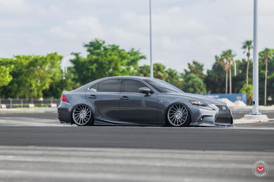 Lexus IS200t F-Sport on Vossen Wheels (VPS-305T) '2017